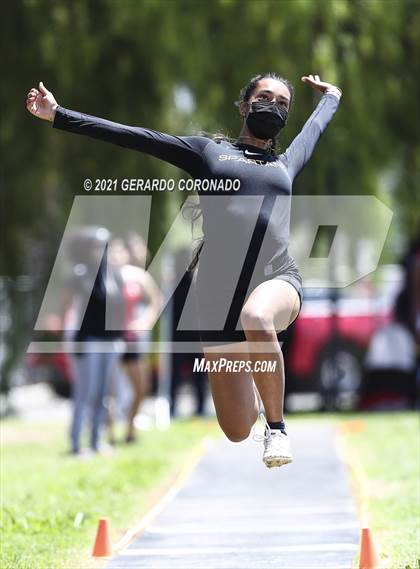 Thumbnail 1 in WAC Championships photogallery.