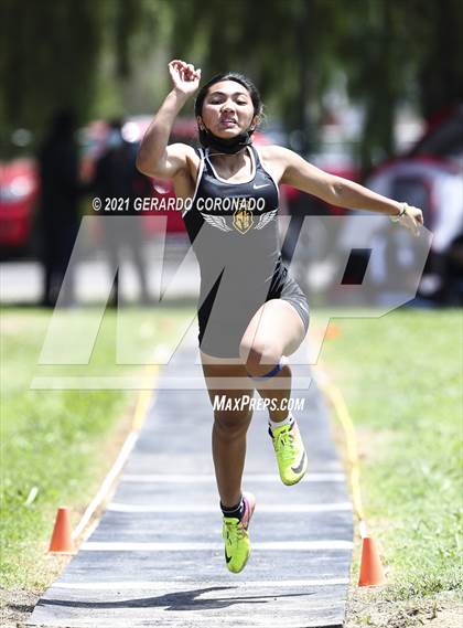 Thumbnail 1 in WAC Championships photogallery.