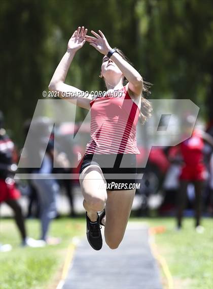 Thumbnail 1 in WAC Championships photogallery.