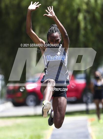 Thumbnail 2 in WAC Championships photogallery.