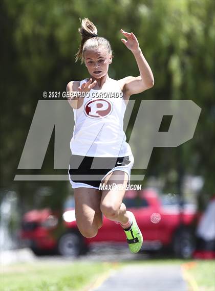 Thumbnail 1 in WAC Championships photogallery.