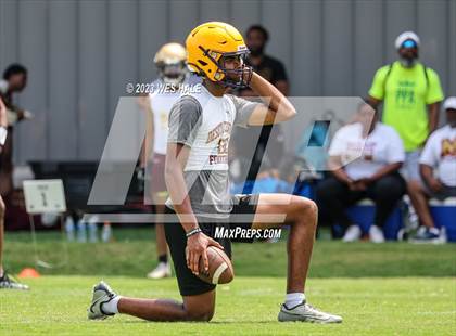 Thumbnail 1 in Melrose vs Desoto Central (U of Memphis 7v7) photogallery.