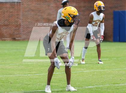 Thumbnail 1 in Melrose vs Desoto Central (U of Memphis 7v7) photogallery.