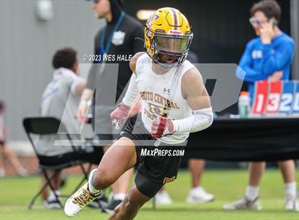 Thumbnail 3 in Melrose vs Desoto Central (U of Memphis 7v7) photogallery.