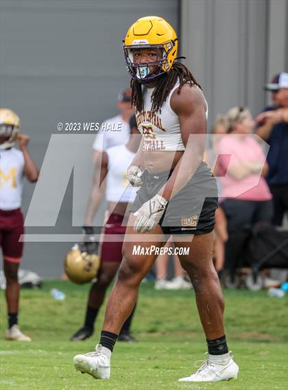 Thumbnail 2 in Melrose vs Desoto Central (U of Memphis 7v7) photogallery.