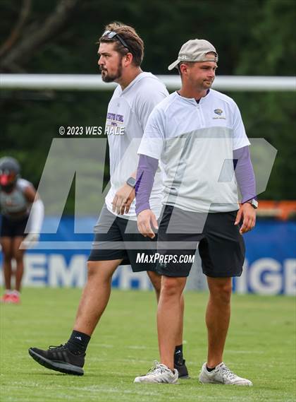 Thumbnail 2 in Melrose vs Desoto Central (U of Memphis 7v7) photogallery.