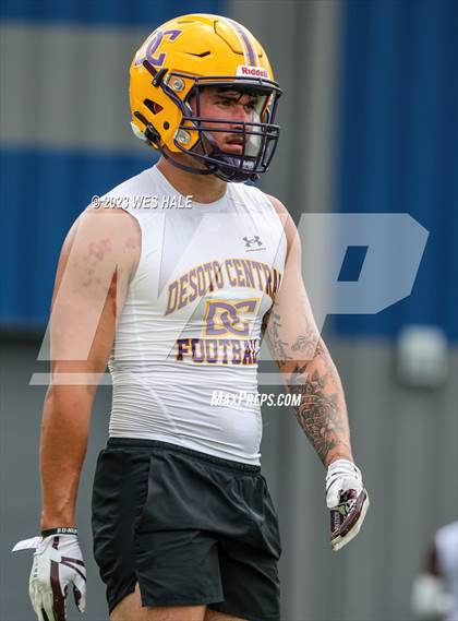Thumbnail 1 in Melrose vs Desoto Central (U of Memphis 7v7) photogallery.
