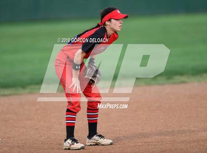 Thumbnail 3 in Irving @ Cedar Hill photogallery.