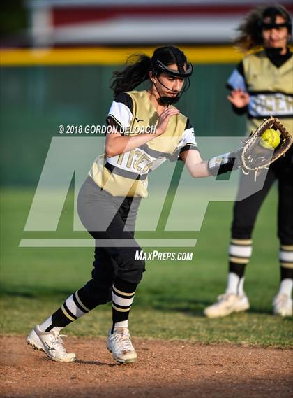 Thumbnail 3 in Irving @ Cedar Hill photogallery.
