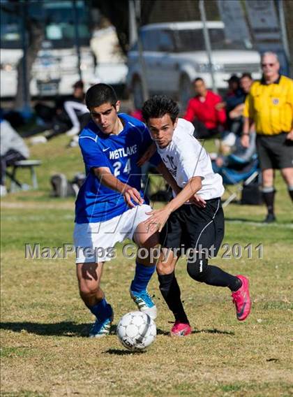 Thumbnail 3 in Pacifica vs Westlake  (Buena New Year's Tournament) photogallery.