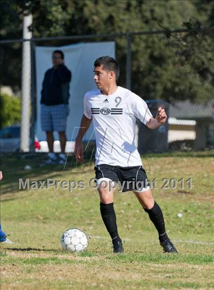 Thumbnail 3 in Pacifica vs Westlake  (Buena New Year's Tournament) photogallery.