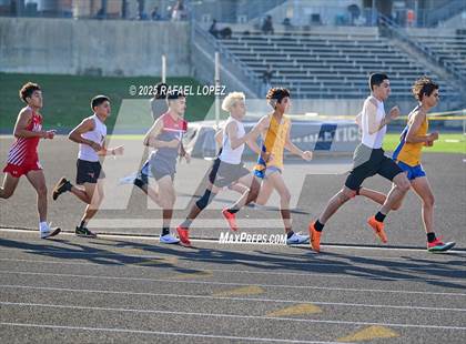 Thumbnail 2 in UIL 6A Track & Field Area 21&22 (3200M) photogallery.