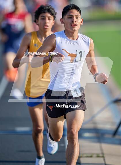 Thumbnail 1 in UIL 6A Track & Field Area 21&22 (3200M) photogallery.