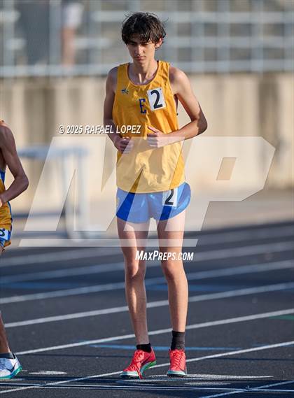 Thumbnail 3 in UIL 6A Track & Field Area 21&22 (3200M) photogallery.