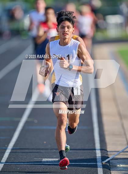 Thumbnail 3 in UIL 6A Track & Field Area 21&22 (3200M) photogallery.