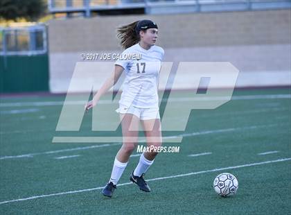 Thumbnail 1 in MacArthur [Douglas] vs O'Connor photogallery.