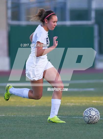 Thumbnail 2 in MacArthur [Douglas] vs O'Connor photogallery.
