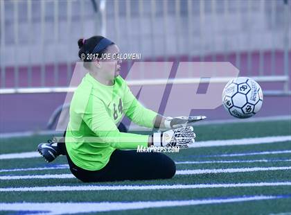 Thumbnail 2 in MacArthur [Douglas] vs O'Connor photogallery.