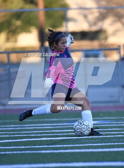Thumbnail 1 in MacArthur [Douglas] vs O'Connor photogallery.