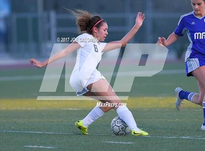 Thumbnail 3 in MacArthur [Douglas] vs O'Connor photogallery.