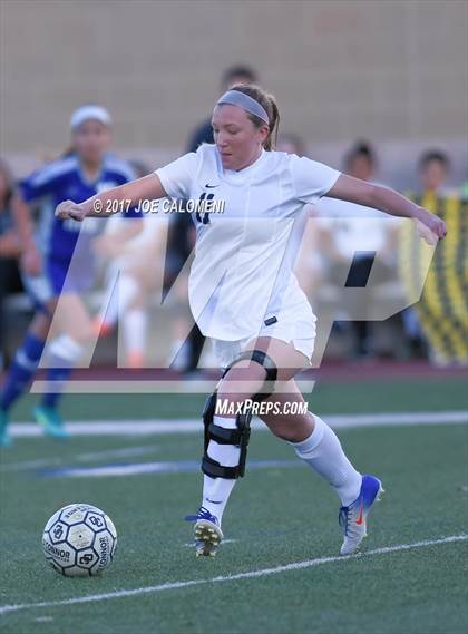 Thumbnail 2 in MacArthur [Douglas] vs O'Connor photogallery.