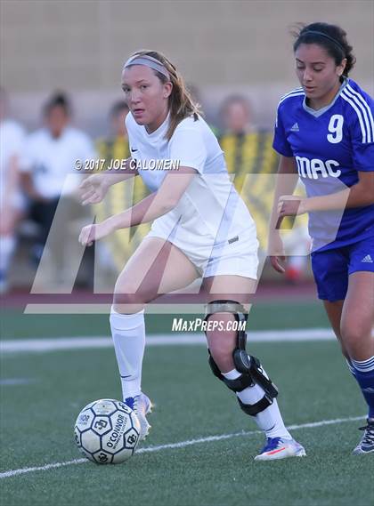 Thumbnail 1 in MacArthur [Douglas] vs O'Connor photogallery.