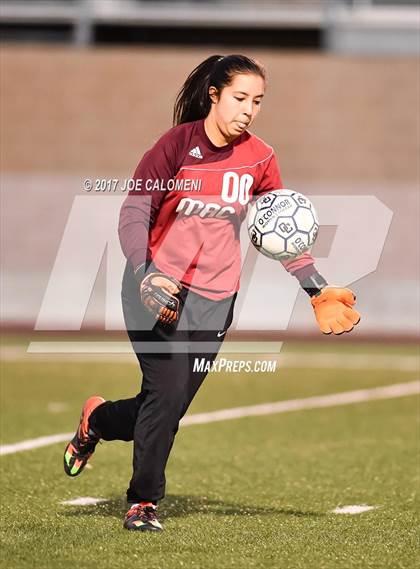 Thumbnail 2 in MacArthur [Douglas] vs O'Connor photogallery.