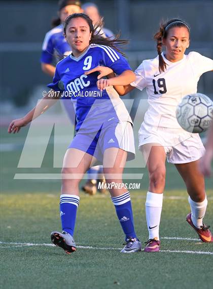 Thumbnail 1 in MacArthur [Douglas] vs O'Connor photogallery.