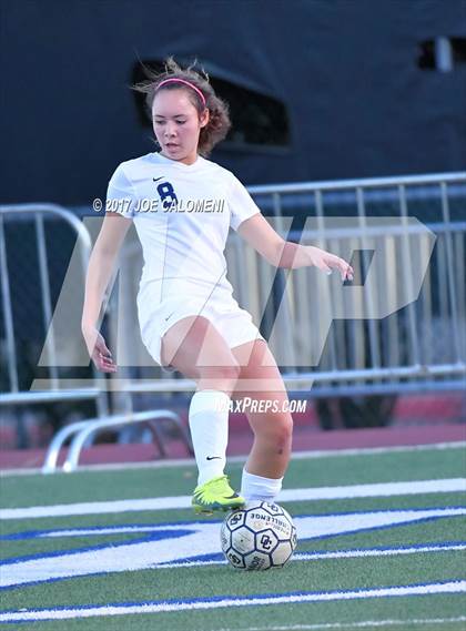 Thumbnail 3 in MacArthur [Douglas] vs O'Connor photogallery.