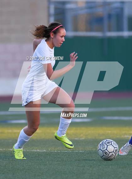 Thumbnail 1 in MacArthur [Douglas] vs O'Connor photogallery.