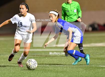 Thumbnail 1 in MacArthur [Douglas] vs O'Connor photogallery.