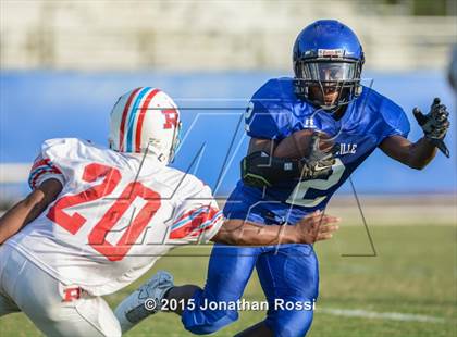 Thumbnail 1 in Archbishop Rummel @ Mandeville photogallery.