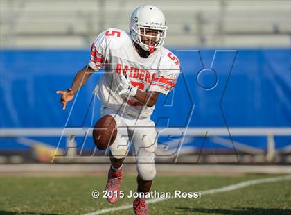 Thumbnail 1 in Archbishop Rummel @ Mandeville photogallery.