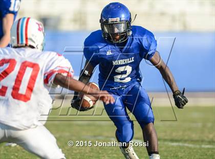 Thumbnail 3 in Archbishop Rummel @ Mandeville photogallery.