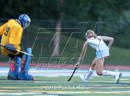 Thumbnail 3 in Robinson @ Yorktown photogallery.