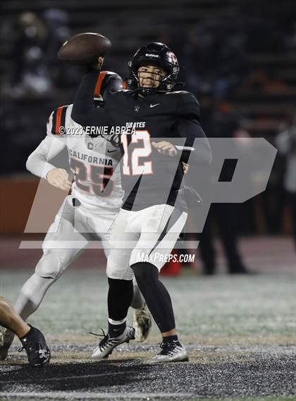 Thumbnail 3 in California @ Pittsburg (CIF NCS D1 Semifinals)  photogallery.