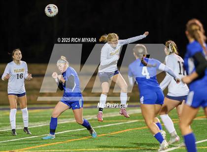 Thumbnail 3 in Oyster River vs. Bow (NHIAA D2 Semifinal) photogallery.