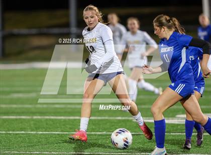 Thumbnail 3 in Oyster River vs. Bow (NHIAA D2 Semifinal) photogallery.