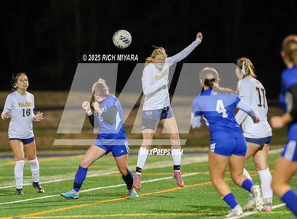 Thumbnail 1 in Oyster River vs. Bow (NHIAA D2 Semifinal) photogallery.