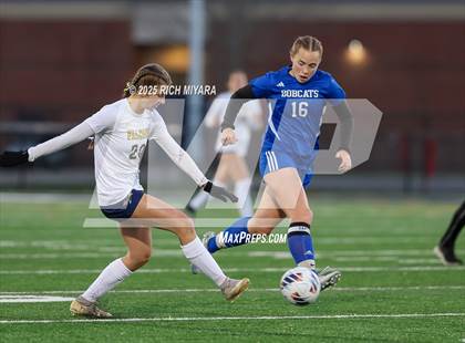 Thumbnail 1 in Oyster River vs. Bow (NHIAA D2 Semifinal) photogallery.