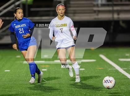 Thumbnail 1 in Oyster River vs. Bow (NHIAA D2 Semifinal) photogallery.