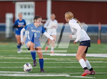 Thumbnail 2 in Oyster River vs. Bow (NHIAA D2 Semifinal) photogallery.
