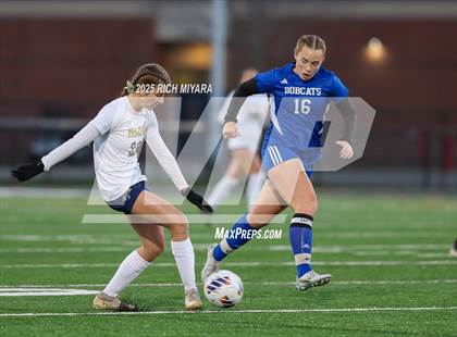 Thumbnail 3 in Oyster River vs. Bow (NHIAA D2 Semifinal) photogallery.
