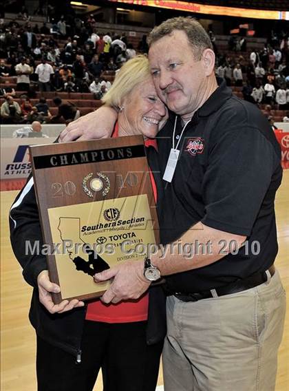 Thumbnail 1 in Compton vs. Murrieta Valley (CIF SS D2AA Final) photogallery.