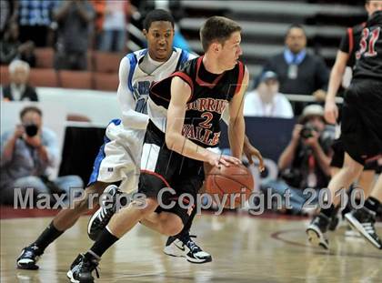 Thumbnail 2 in Compton vs. Murrieta Valley (CIF SS D2AA Final) photogallery.
