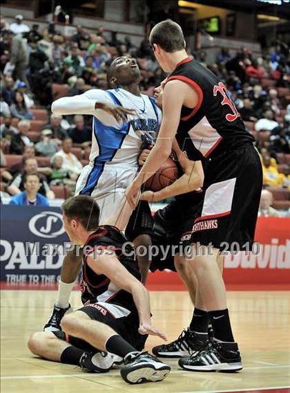 Thumbnail 1 in Compton vs. Murrieta Valley (CIF SS D2AA Final) photogallery.