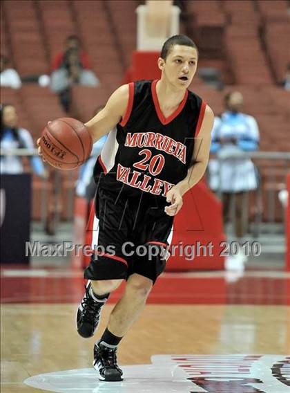 Thumbnail 2 in Compton vs. Murrieta Valley (CIF SS D2AA Final) photogallery.