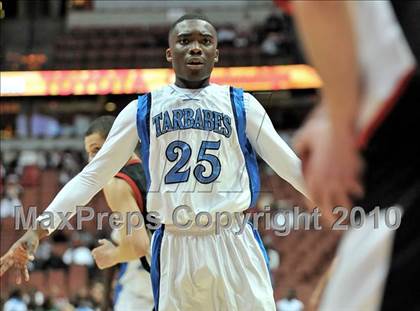 Thumbnail 3 in Compton vs. Murrieta Valley (CIF SS D2AA Final) photogallery.