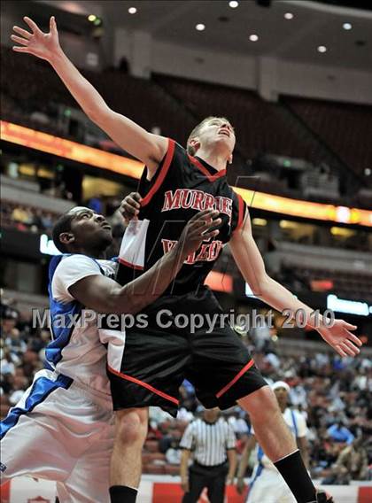Thumbnail 3 in Compton vs. Murrieta Valley (CIF SS D2AA Final) photogallery.