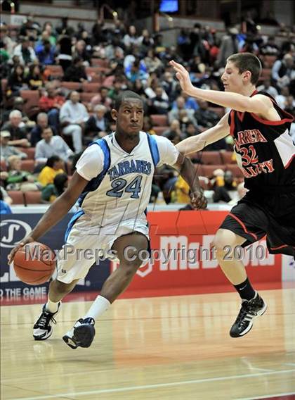 Thumbnail 3 in Compton vs. Murrieta Valley (CIF SS D2AA Final) photogallery.